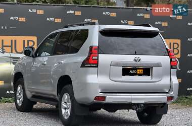 Внедорожник / Кроссовер Toyota Land Cruiser Prado 2020 в 