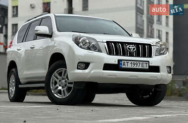 Внедорожник / Кроссовер Toyota Land Cruiser Prado 2010 в 