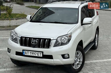 Внедорожник / Кроссовер Toyota Land Cruiser Prado 2010 в 