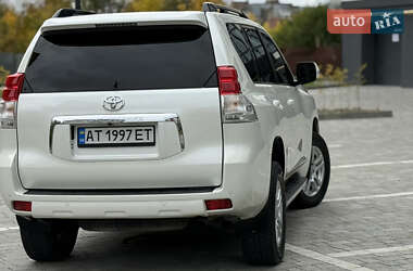 Внедорожник / Кроссовер Toyota Land Cruiser Prado 2010 в 