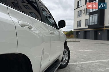 Внедорожник / Кроссовер Toyota Land Cruiser Prado 2010 в 