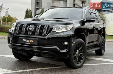Внедорожник / Кроссовер Toyota Land Cruiser Prado 2020 в 