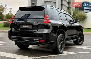 Внедорожник / Кроссовер Toyota Land Cruiser Prado 2020 в 