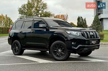 Внедорожник / Кроссовер Toyota Land Cruiser Prado 2020 в 