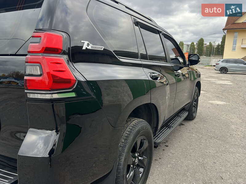 Внедорожник / Кроссовер Toyota Land Cruiser Prado 2019 в Полтаве