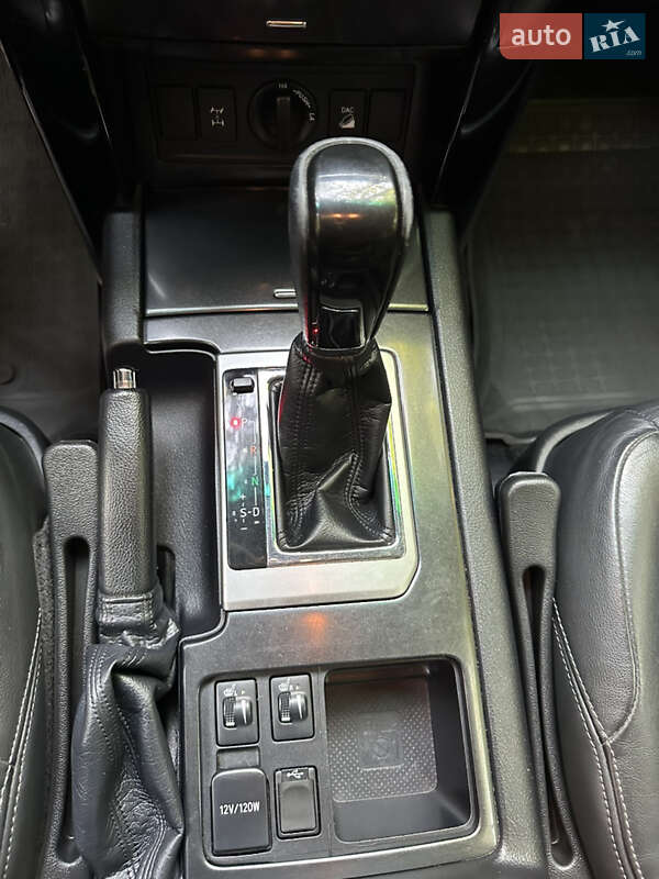 Позашляховик / Кросовер Toyota Land Cruiser Prado 2017 в Луцьку фото 6 Позашляховик / Кросовер Toyota Land Cruiser Prado 2017 в Луцьку