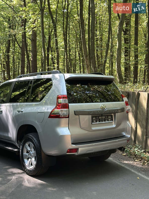 Позашляховик / Кросовер Toyota Land Cruiser Prado 2017 в Луцьку фото 30 Позашляховик / Кросовер Toyota Land Cruiser Prado 2017 в Луцьку