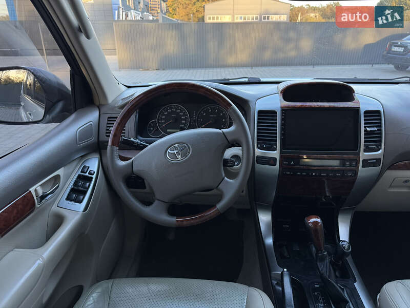 Внедорожник / Кроссовер Toyota Land Cruiser Prado 2006 в Львове