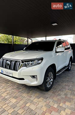 Внедорожник / Кроссовер Toyota Land Cruiser Prado 2018 в 