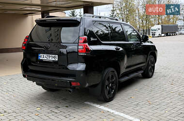 Внедорожник / Кроссовер Toyota Land Cruiser Prado 2021 в 