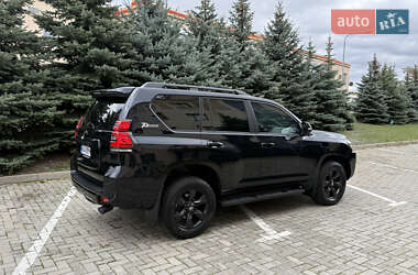 Внедорожник / Кроссовер Toyota Land Cruiser Prado 2021 в 