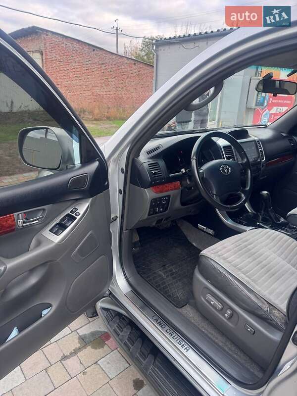 Внедорожник / Кроссовер Toyota Land Cruiser Prado 2006 в Харькове