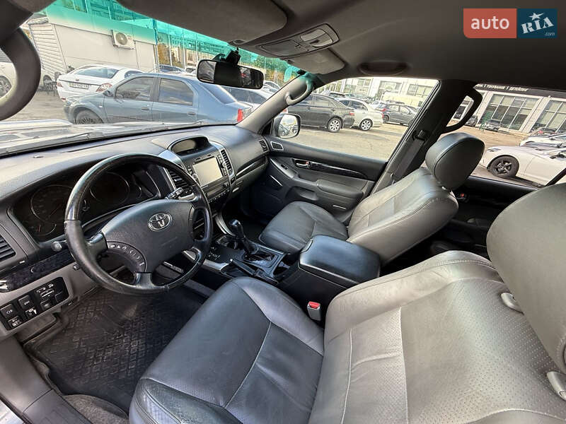 Внедорожник / Кроссовер Toyota Land Cruiser Prado 2008 в Киеве