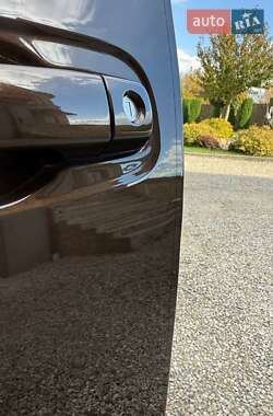 Позашляховик / Кросовер Toyota Land Cruiser Prado 2018 в  фото 20 Позашляховик / Кросовер Toyota Land Cruiser Prado 2018 в