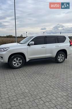Внедорожник / Кроссовер Toyota Land Cruiser Prado 2018 в Берегово