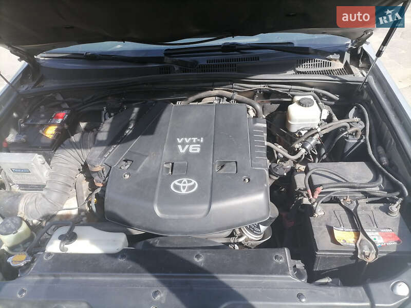 Внедорожник / Кроссовер Toyota Land Cruiser Prado 2006 в Бородянке