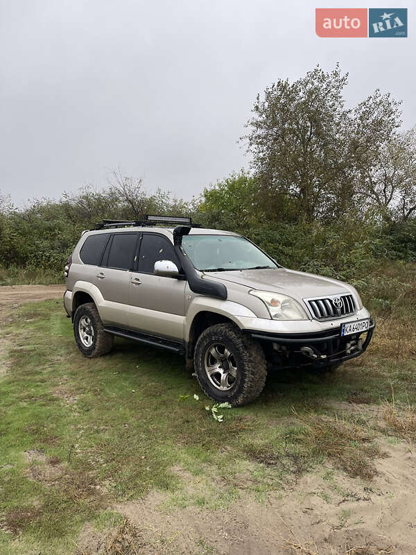 Внедорожник / Кроссовер Toyota Land Cruiser Prado 2004 в Киеве фото Внедорожник / Кроссовер Toyota Land Cruiser Prado 2004 в Киеве