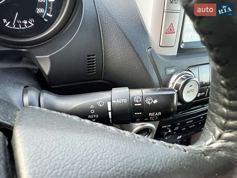 Позашляховик / Кросовер Toyota Land Cruiser Prado 2011 в Ужгороді