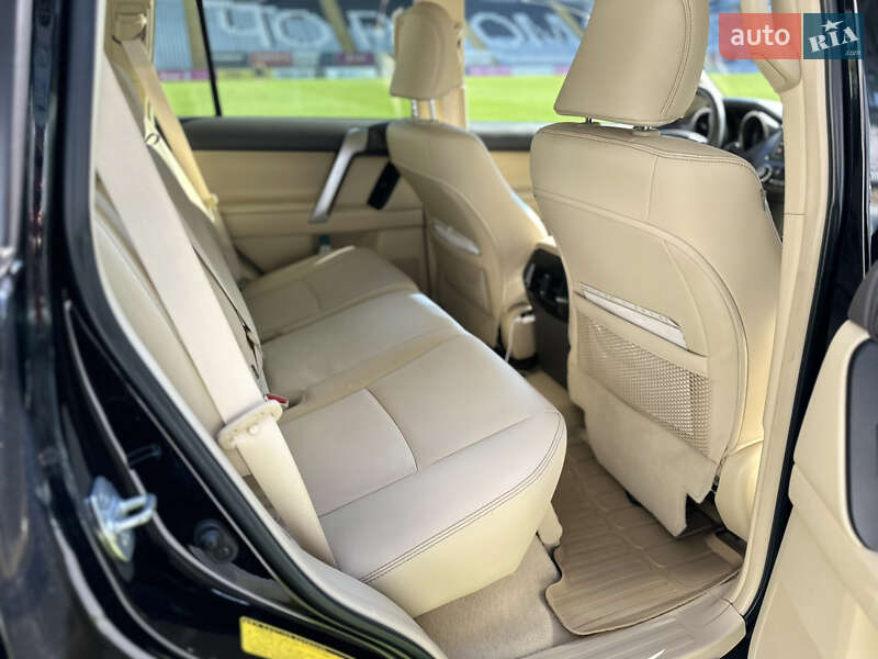 Внедорожник / Кроссовер Toyota Land Cruiser Prado 2017 в Одессе фото 49 Внедорожник / Кроссовер Toyota Land Cruiser Prado 2017 в Одессе