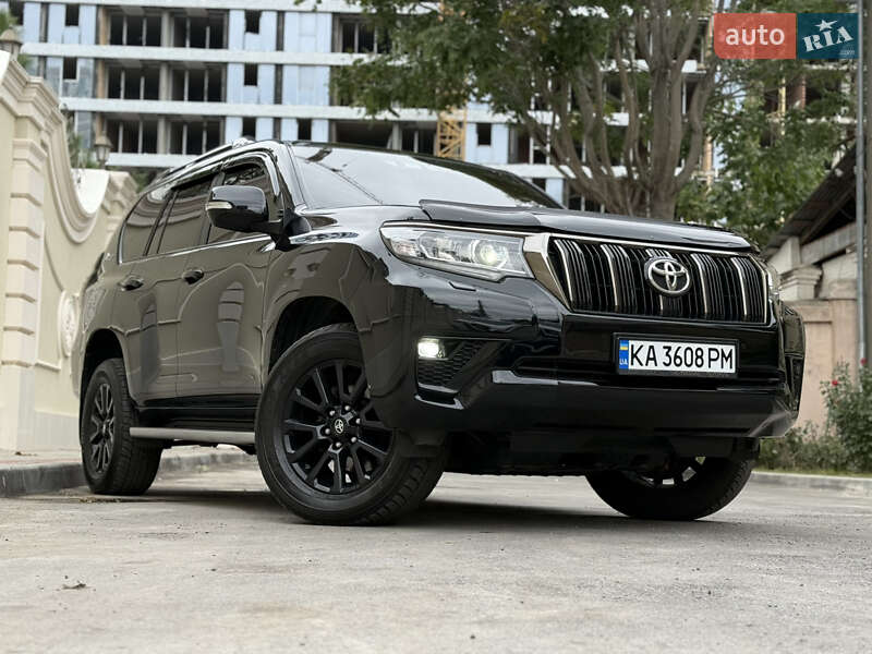 Внедорожник / Кроссовер Toyota Land Cruiser Prado 2022 в Одессе