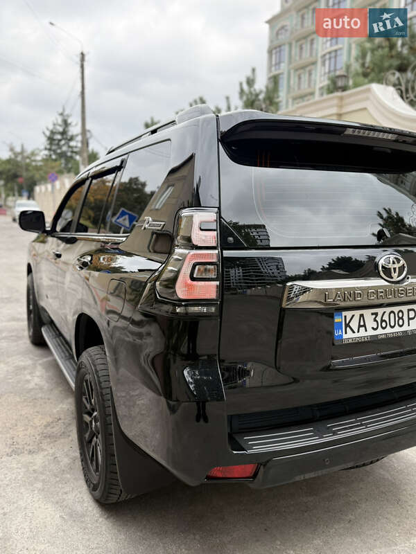 Внедорожник / Кроссовер Toyota Land Cruiser Prado 2022 в Одессе
