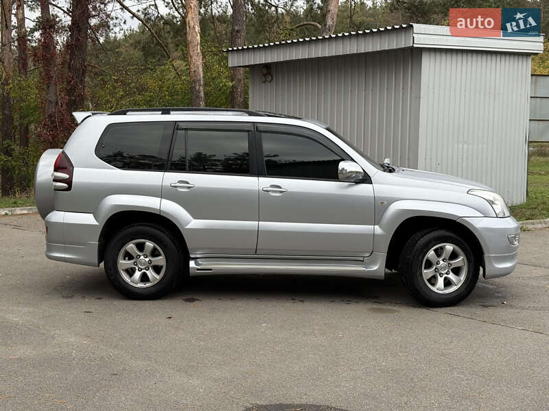Внедорожник / Кроссовер Toyota Land Cruiser Prado 2006 в Харькове