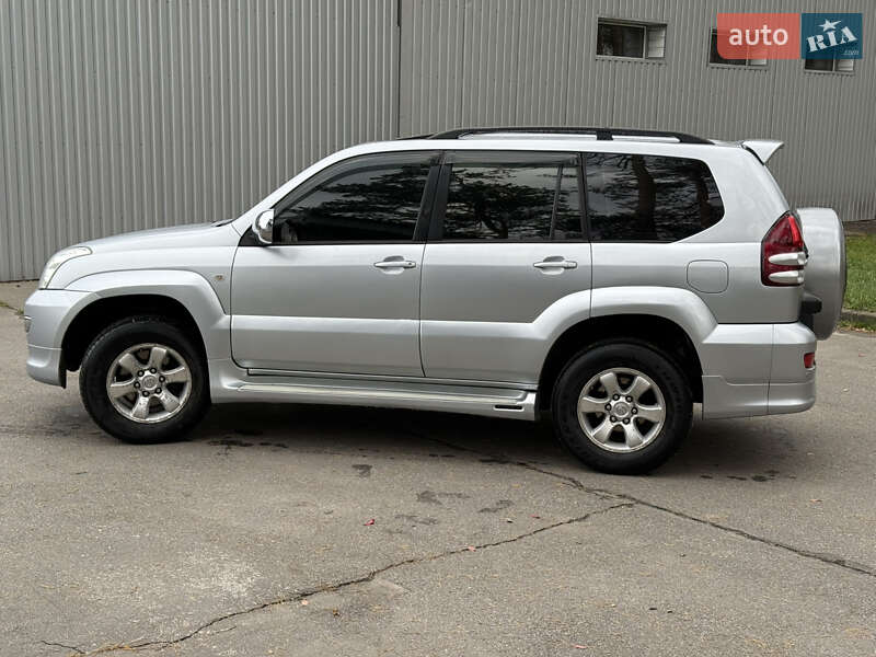 Внедорожник / Кроссовер Toyota Land Cruiser Prado 2006 в Харькове