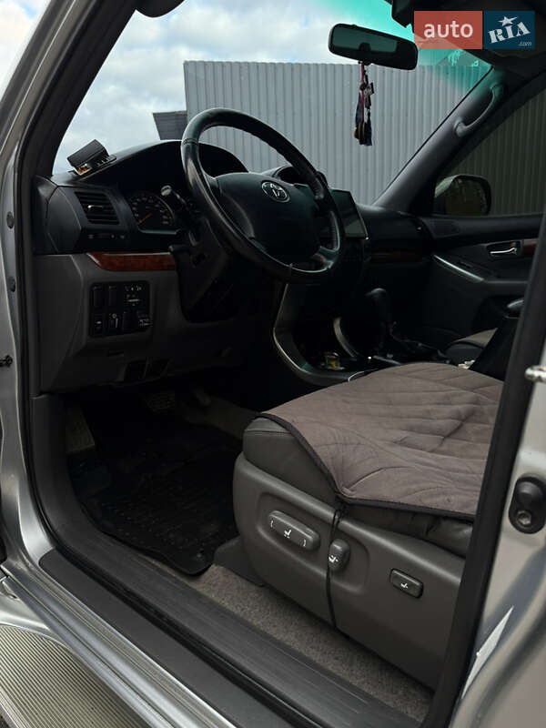 Внедорожник / Кроссовер Toyota Land Cruiser Prado 2006 в Харькове