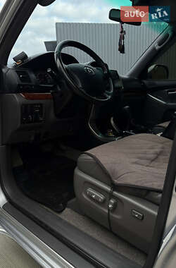 Внедорожник / Кроссовер Toyota Land Cruiser Prado 2006 в 