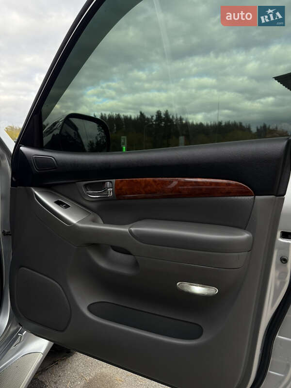 Внедорожник / Кроссовер Toyota Land Cruiser Prado 2006 в Харькове