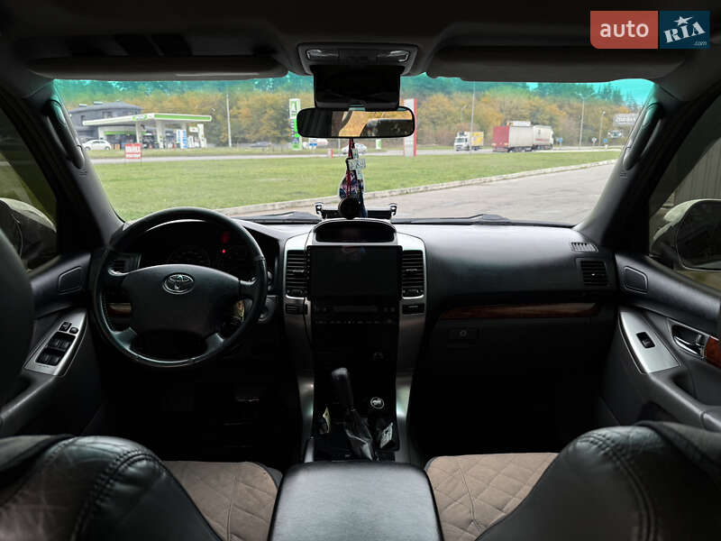 Внедорожник / Кроссовер Toyota Land Cruiser Prado 2006 в Харькове