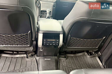Внедорожник / Кроссовер Toyota Land Cruiser Prado 2020 в 