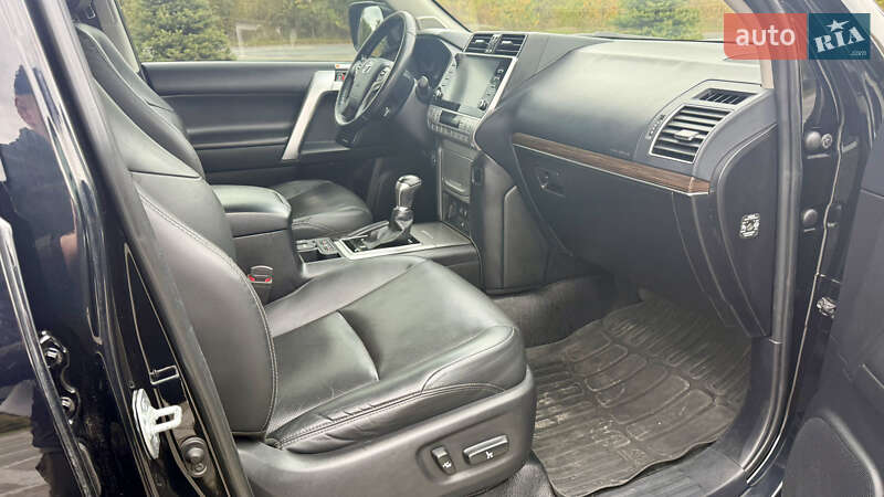 Внедорожник / Кроссовер Toyota Land Cruiser Prado 2020 в Пирятине фото 29 Внедорожник / Кроссовер Toyota Land Cruiser Prado 2020 в Пирятине