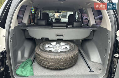 Внедорожник / Кроссовер Toyota Land Cruiser Prado 2012 в 