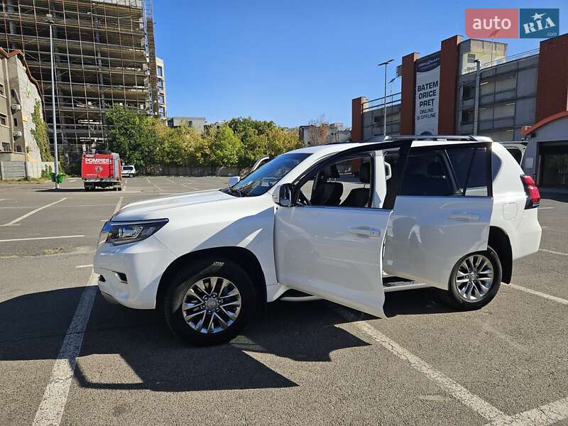 Позашляховик / Кросовер Toyota Land Cruiser Prado 2020 в Одесі фото 4 Позашляховик / Кросовер Toyota Land Cruiser Prado 2020 в Одесі