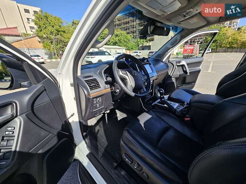 Позашляховик / Кросовер Toyota Land Cruiser Prado 2020 в Одесі фото 13 Позашляховик / Кросовер Toyota Land Cruiser Prado 2020 в Одесі
