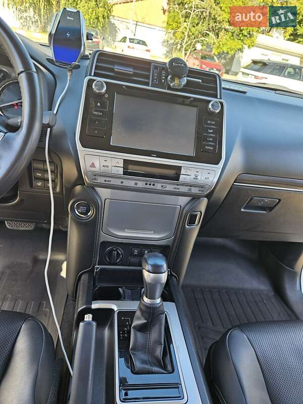 Позашляховик / Кросовер Toyota Land Cruiser Prado 2020 в Одесі фото 14 Позашляховик / Кросовер Toyota Land Cruiser Prado 2020 в Одесі