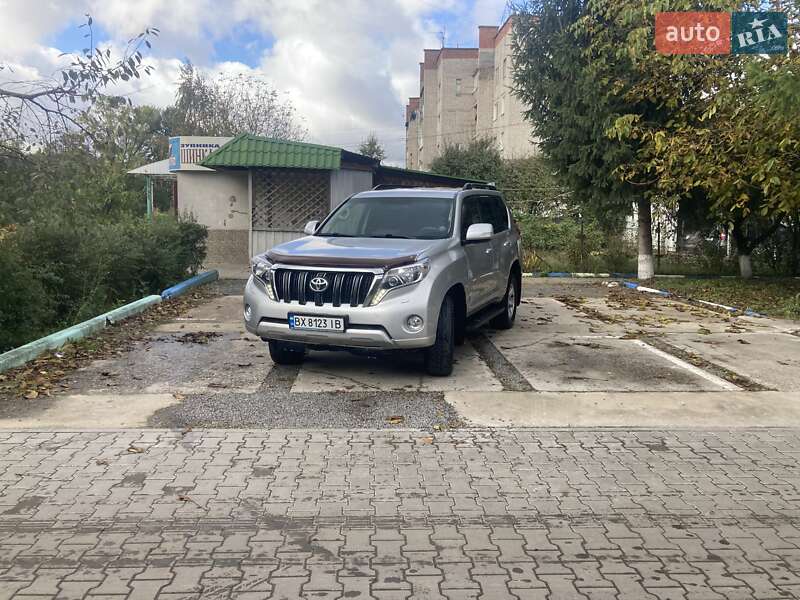 Позашляховик / Кросовер Toyota Land Cruiser Prado 2016 в Хмельницькому фото 3 Позашляховик / Кросовер Toyota Land Cruiser Prado 2016 в Хмельницькому
