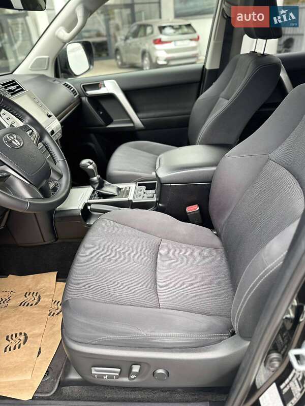 Позашляховик / Кросовер Toyota Land Cruiser Prado 2021 в Полтаві фото 25 Позашляховик / Кросовер Toyota Land Cruiser Prado 2021 в Полтаві