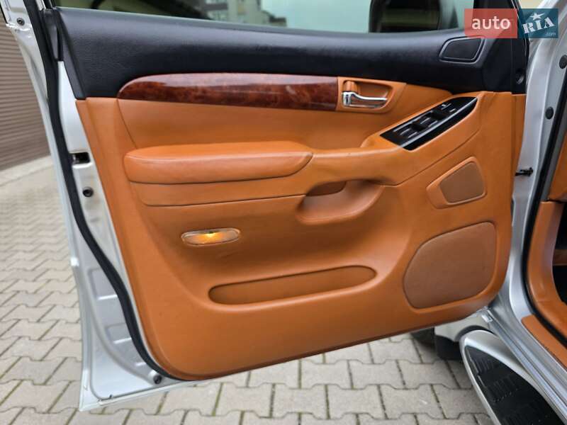 Внедорожник / Кроссовер Toyota Land Cruiser Prado 2006 в Хмельницком