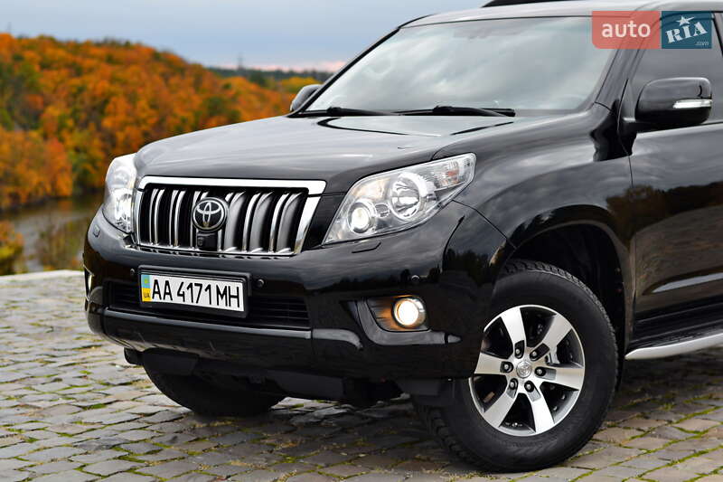 Позашляховик / Кросовер Toyota Land Cruiser Prado 2012 в Житомирі