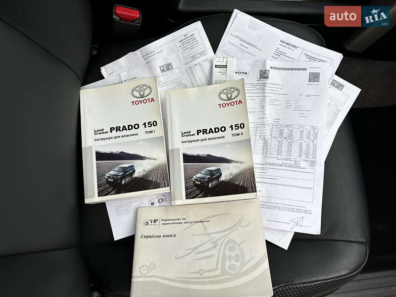 Позашляховик / Кросовер Toyota Land Cruiser Prado 2012 в Житомирі