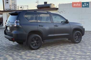 Внедорожник / Кроссовер Toyota Land Cruiser Prado 2019 в 