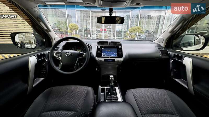 Позашляховик / Кросовер Toyota Land Cruiser Prado 2019 в Чернігові