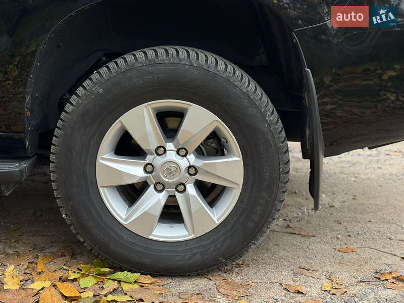 Внедорожник / Кроссовер Toyota Land Cruiser Prado 2019 в Тростянце фото 6 Внедорожник / Кроссовер Toyota Land Cruiser Prado 2019 в Тростянце