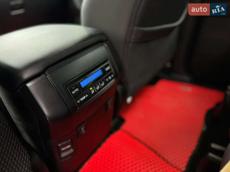 Внедорожник / Кроссовер Toyota Land Cruiser Prado 2019 в Тростянце фото 28 Внедорожник / Кроссовер Toyota Land Cruiser Prado 2019 в Тростянце