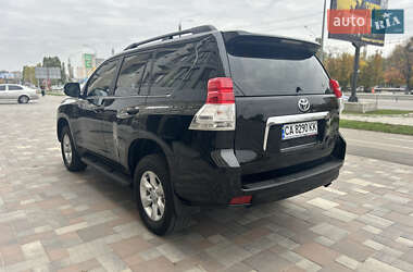 Внедорожник / Кроссовер Toyota Land Cruiser Prado 2011 в 