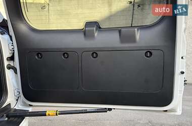 Позашляховик / Кросовер Toyota Land Cruiser Prado 2021 в  фото 32 Позашляховик / Кросовер Toyota Land Cruiser Prado 2021 в