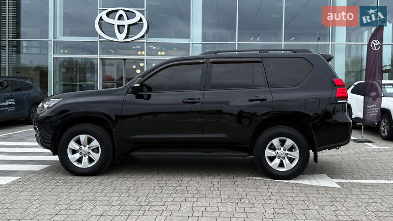 Внедорожник / Кроссовер Toyota Land Cruiser Prado 2019 в Ровно