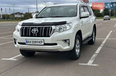 Позашляховик / Кросовер Toyota Land Cruiser Prado 2019 в 